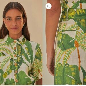 Small Tropical Forest Off-White Jumpsuit
Color: TROPICAL FOREST OFF-WHITE.